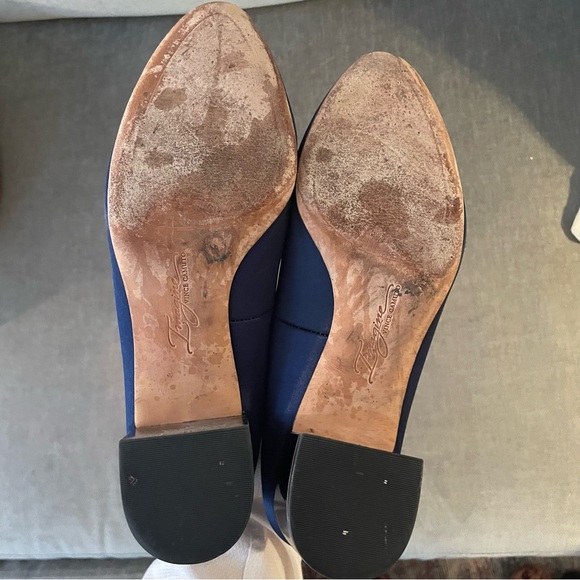 Imagine Vince Camuto Satin Helsh Pump - Picture 3 of 12